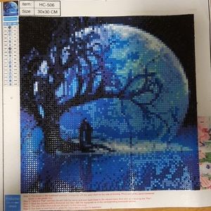 Moon Canvas Diamond Painting (COMPLETED) (H40)
